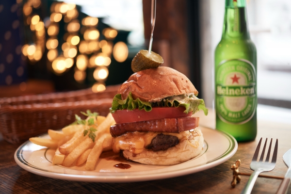 ベーコンレタスバーガー