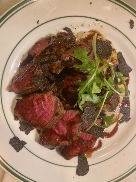 鹿肉のロースト